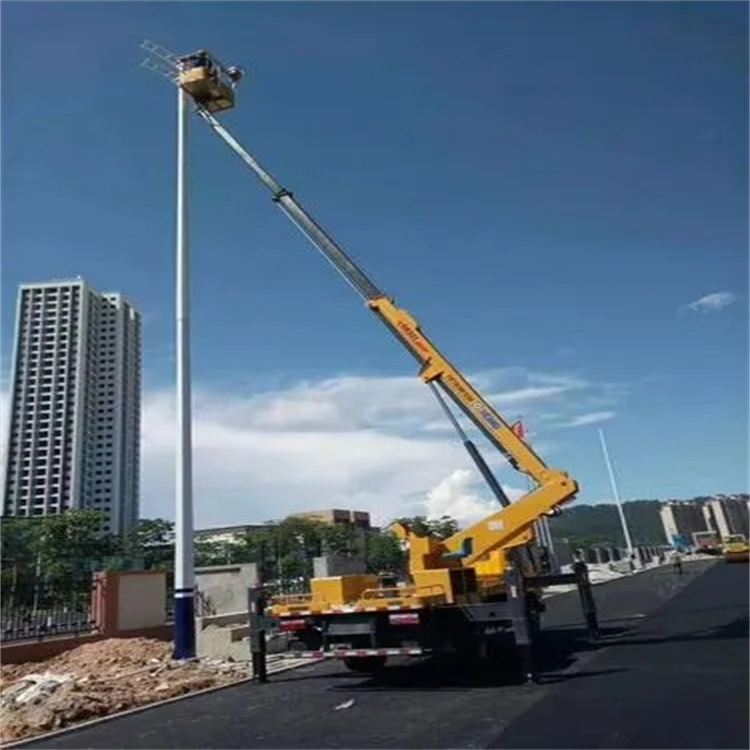 群英乡维修路灯的曲臂升降车出租