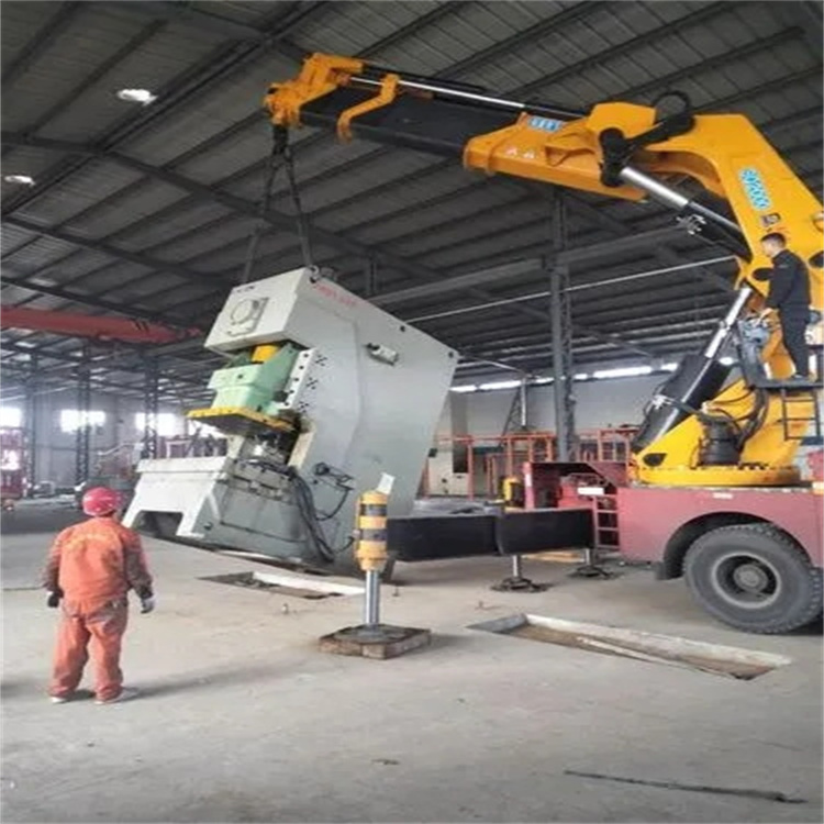 群英乡80吨折臂吊车出租附近电话